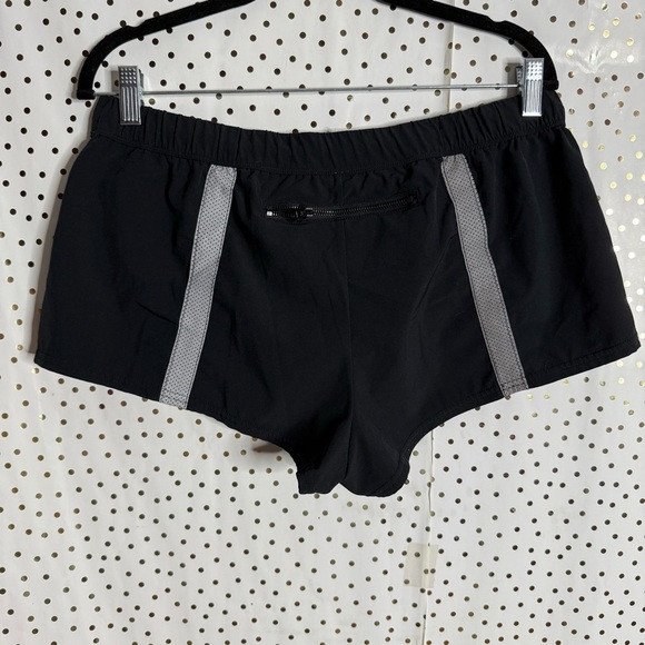 Free People Movement with Reflective Stripes - Picture 8 of 9